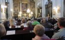 Uczestnicy I Krakowskiego Dnia Skupienia w kościele pw. św. Franciszka Salezego